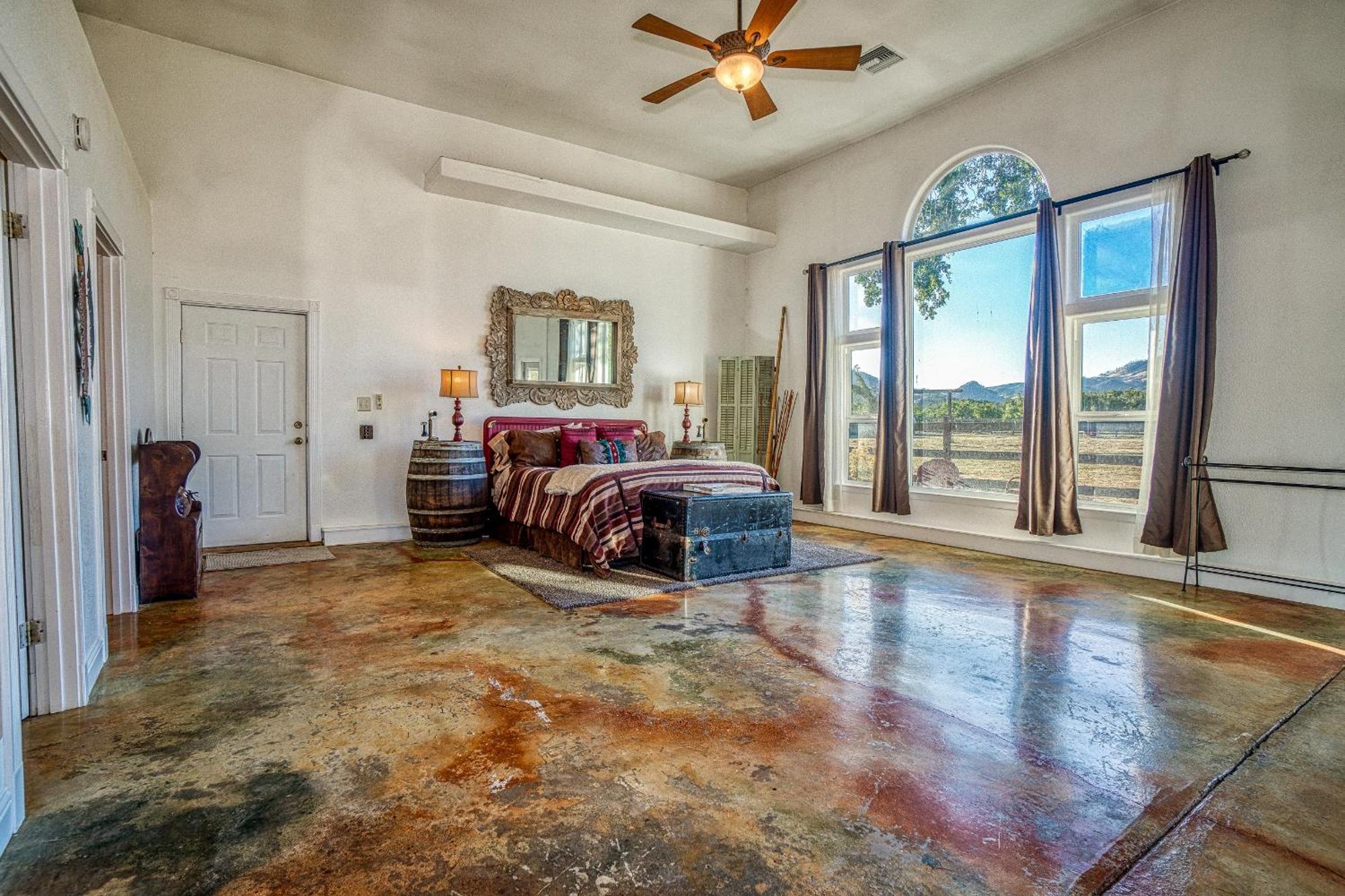 Soul Whispering Ranch Retreat Villa Upper Lake Exterior photo